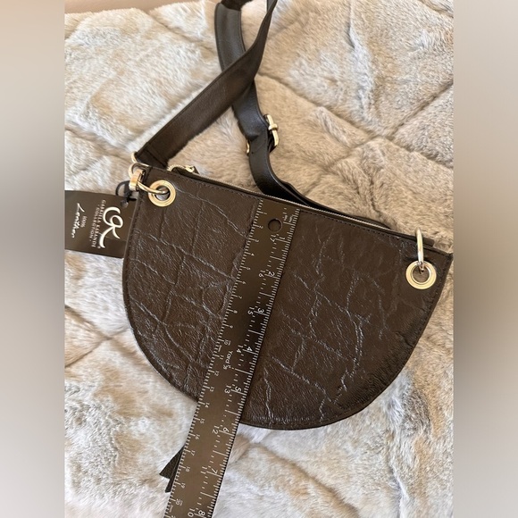 Gabriela Kabande divine collection belt shoulder crossbody black leather bag - Picture 8 of 12